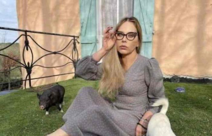 Donde vive Ornella Muti, en la casa de sus sueños rodeada de vegetación