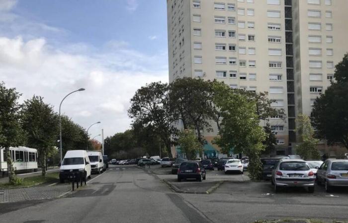 una bala atravesó la ventana de un apartamento