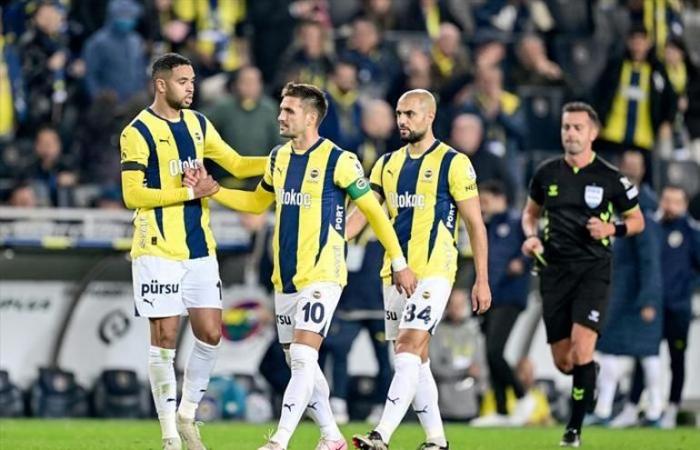 La estrella del Fenerbahçe quedó encantada, ¡la afición aplaudió! Se batió el récord de la temporada, Amrabat experimentó una primera