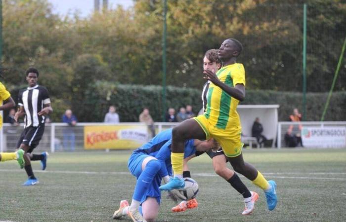 eficiente, los residentes de Nantes actúan contra Angers Sco