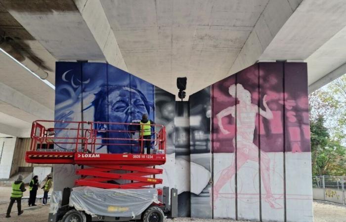 Una catedral de hormigón transformada en una galería de arte callejero bajo la autopista A4.