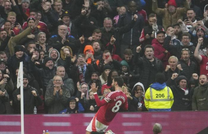 Bruno Fernandes marca un gol brillante en un partido histórico para el Man United contra el Leicester