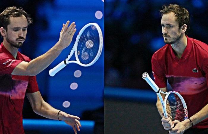 Las payasadas de Medvedev en medio de los abucheos en Turín: impactante debut en las Finales ATP. Lanza la raqueta y finge responder con el mango.