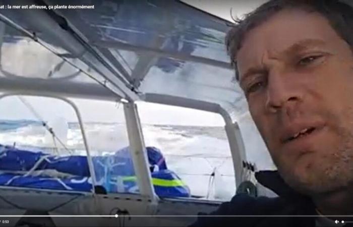 El líder de Charlie Dalin, perseguido, llega el primer golpe de tabaco durante la noche en el Cabo Finisterre