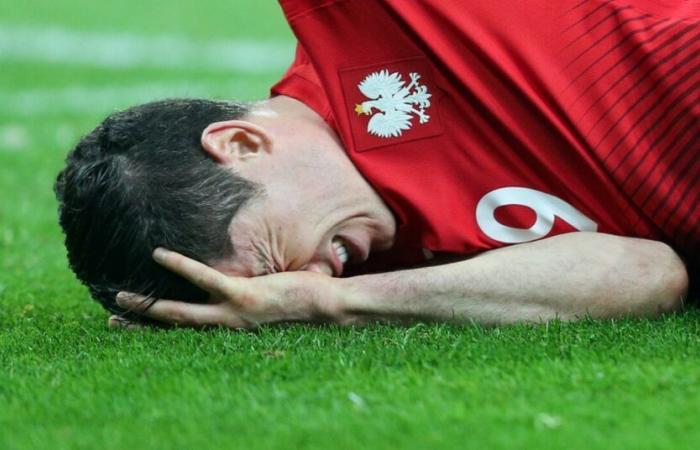 Robert Lewandowski está a un paso de la tragedia. Ataque escandaloso