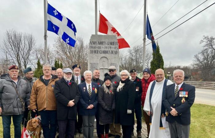 La Legión Real Canadiense de Maniwaki celebra el Día del Recuerdo