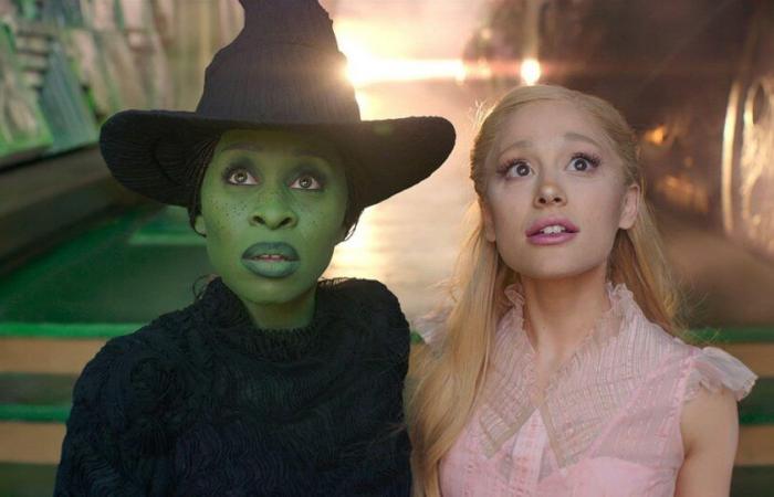 Las muñecas de la película ‘Wicked’ de Mattel incluyen por error un sitio de pornografía en el empaque