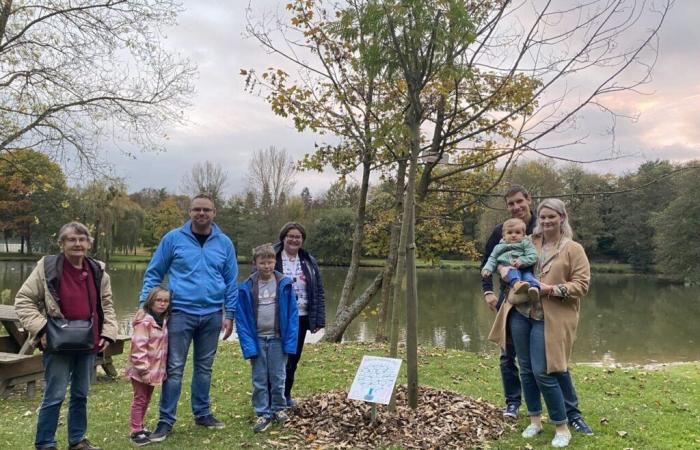 Este pueblo de Calvados celebra los nacimientos de una forma original