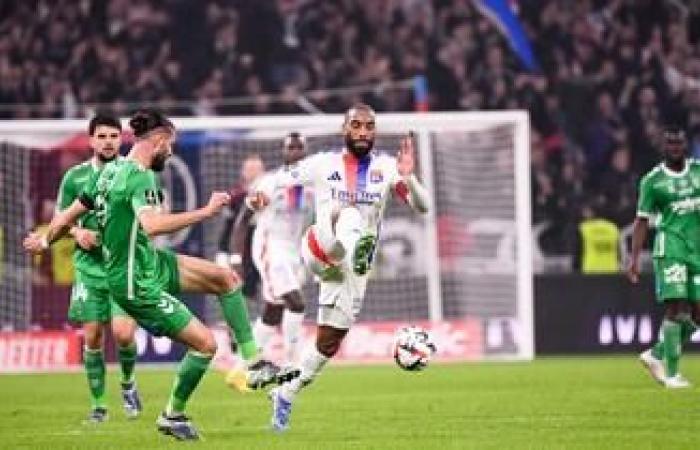 Se escuchan cánticos homofóbicos durante el partido entre Le Havre y Reims