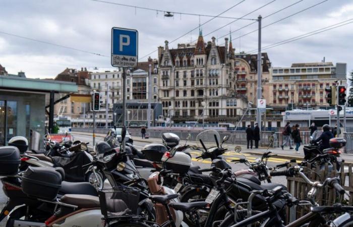 Lausana: los espacios para motocicletas desaparecen en favor de las bicicletas