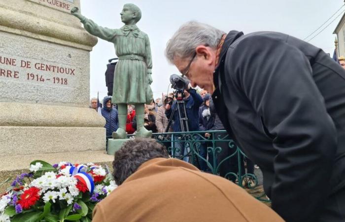 Creuse: Jean-Luc Mélenchon asiste a la ceremonia del 11 de noviembre en Gentioux-Pigerolles