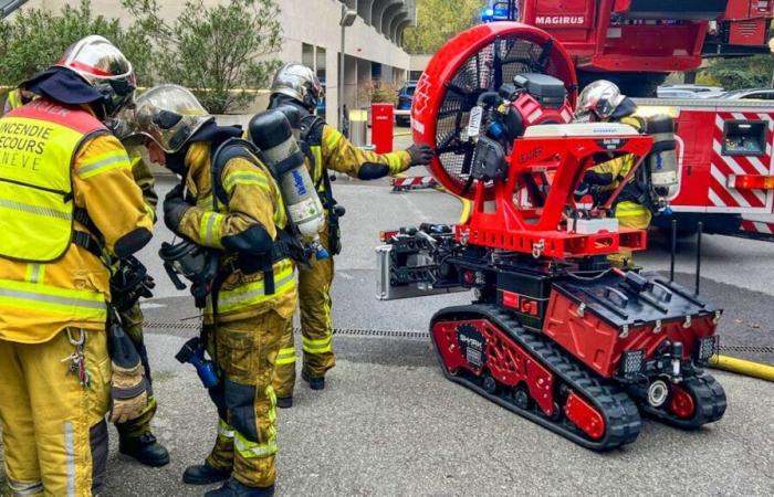 Primera intervención de un robot de los bomberos de Ginebra