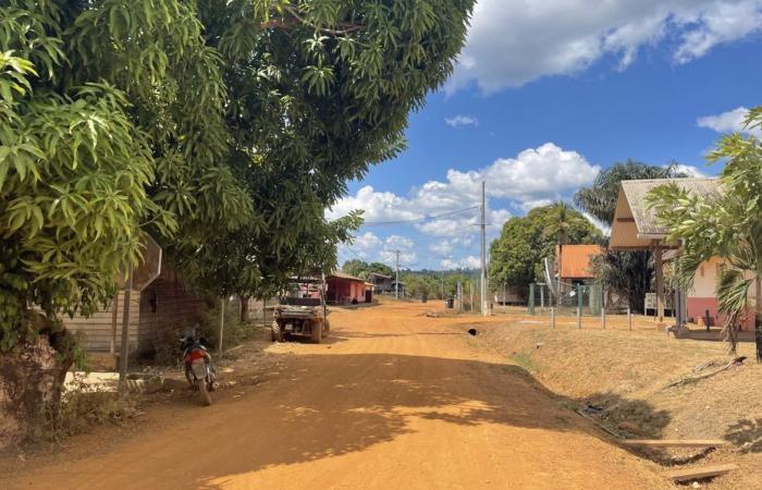 En Guyana, la sequía perturba la vida cotidiana en Papaïchton, a orillas del Maroni