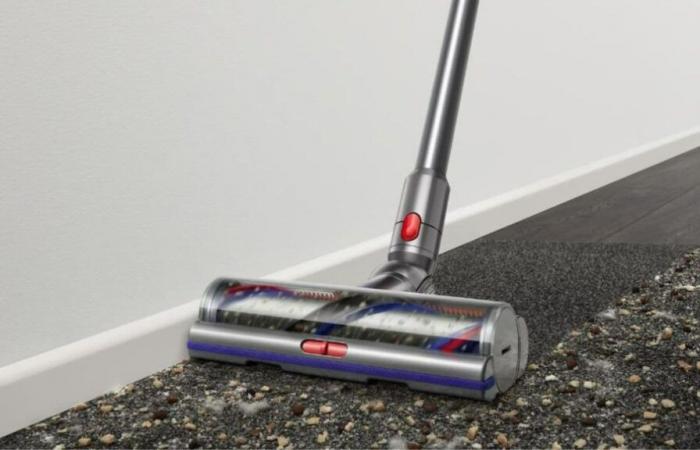 Baja el precio del aspirador Dyson v15, el Black Friday no tiene nada que ver