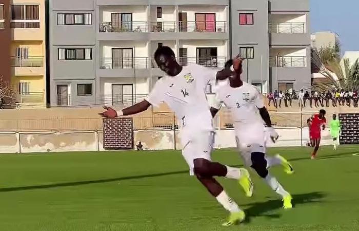 Fútbol-Ligue 1 Senegal/J4: El Teungueth FC consolida su posición ante Linguère (2-1), Jaraaf se detiene frente a Ajel (1-1), el ascendido Walidaan continúa frente a Jamono (0-1) y se reemplaza