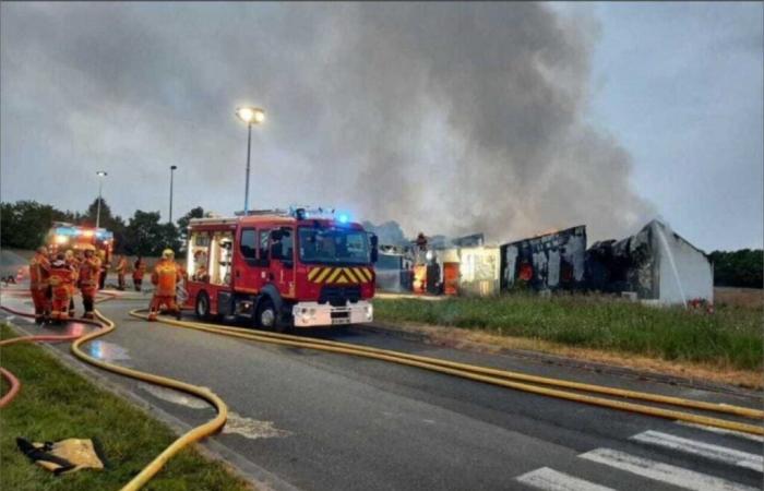 Tras el incendio de su taller, Christine Sauzeau intenta reconstruirse con la ayuda de sus compañeros