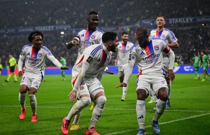 El Lyon sale victorioso en el 125º derbi contra el Saint-Etienne