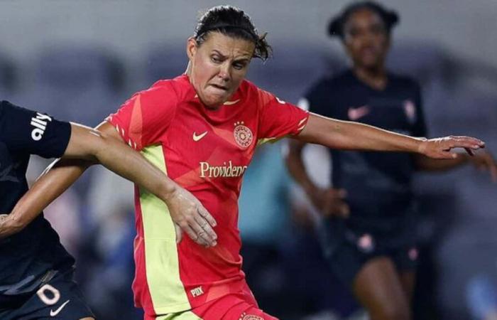 La legendaria Christine Sinclair disputó su último partido