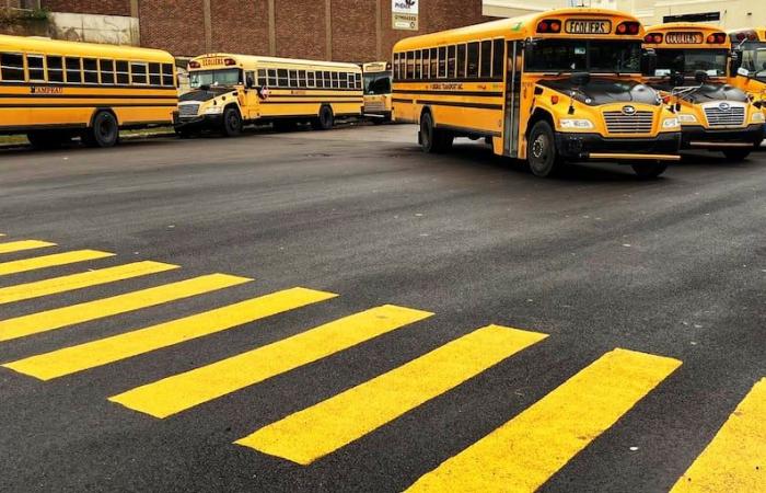 De dos a tres veces más caro para un viaje en autobús escolar