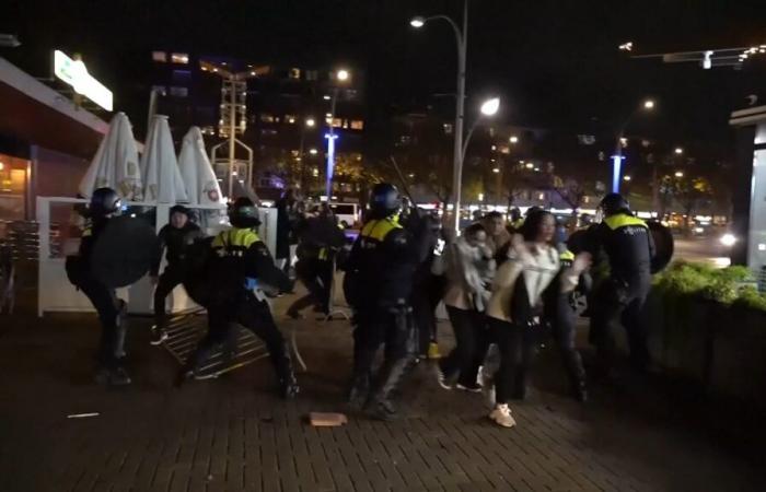 Amsterdam golpeada por otra noche de violencia