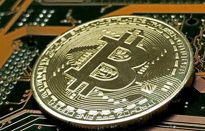 Bitcoin a más de 82.000 dólares