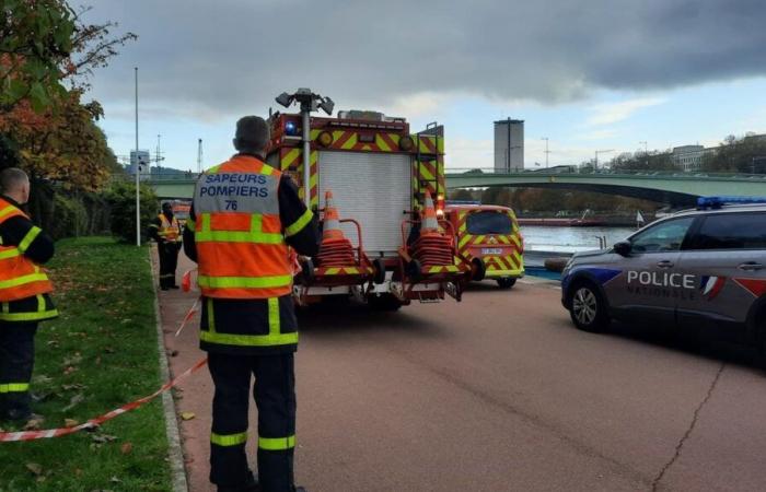 En Rouen, un peatón muere en los muelles, atropellado por un camión de bomberos durante un ejercicio