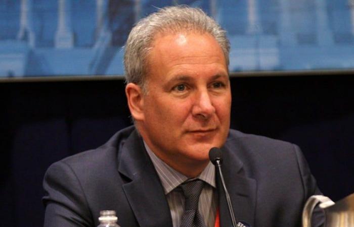 Peter Schiff dice que se habría “cargado” con Bitcoin si hubiera sabido que la burbuja de BTC se “volvería tan grande”