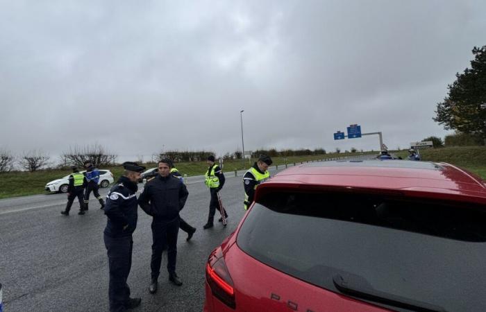 Los gendarmes montaron un sistema a gran escala el 11 de noviembre.