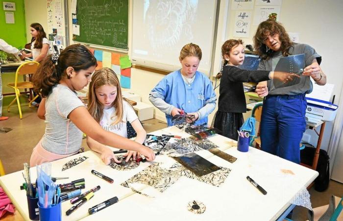 En Plougasnou, los estudiantes crean un monstruo marino para el festival de la Bahía de los Libros [En images]