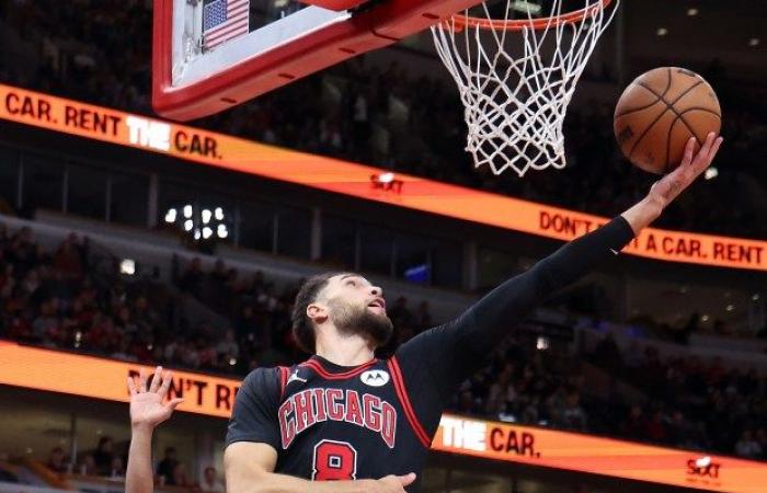 Cleveland Cavaliers 119, Chicago Bulls 113 en el United Center – Chicago Tribune