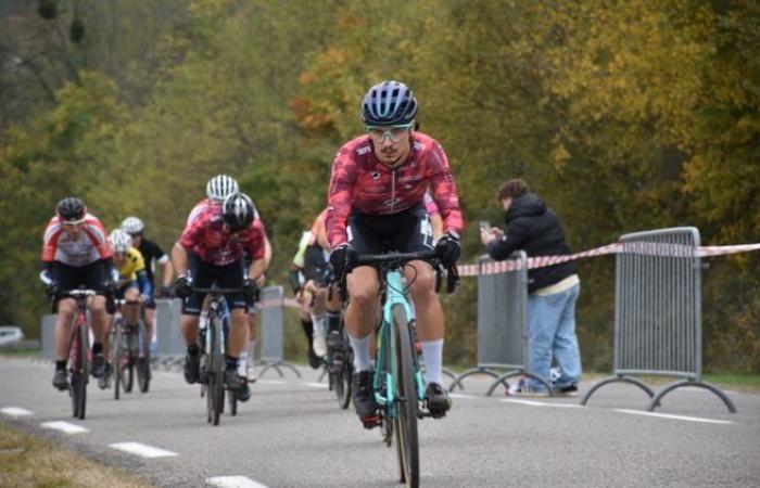 El ciclocross de Belmont-de-la-Loire todavía atrae a mucha gente