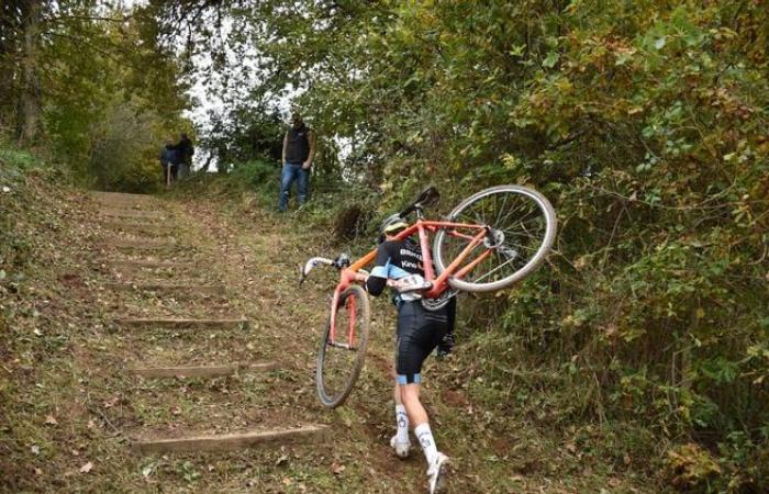 El ciclocross de Belmont-de-la-Loire todavía atrae a mucha gente