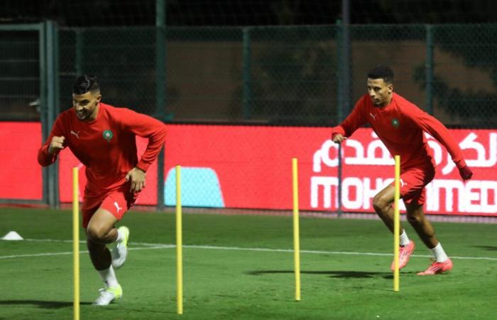 En presencia de todos los jugadores, la selección marroquí continúa sus preparativos antes de viajar a Gabón