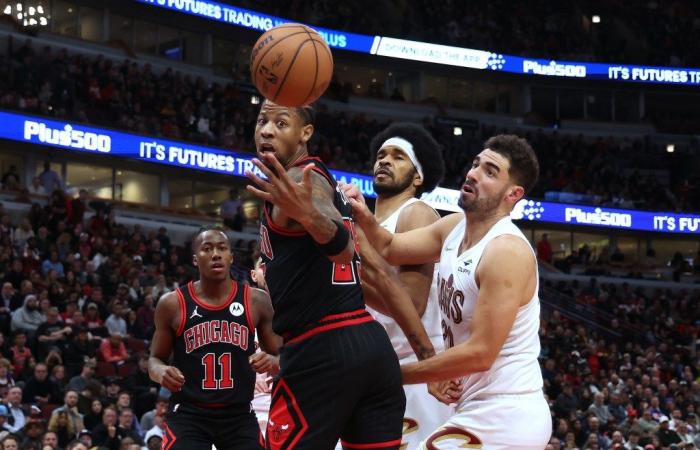 Cleveland Cavaliers 119, Chicago Bulls 113 en el United Center – Chicago Tribune