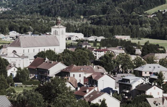 Tres niños encontrados muertos en una casa en Taninges, su madre “buscada activamente” – Libération