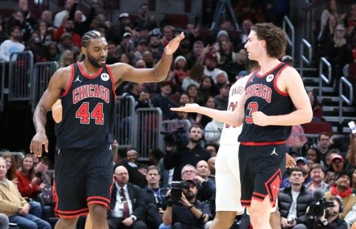 Cleveland Cavaliers 119, Chicago Bulls 113 en el United Center – Chicago Tribune