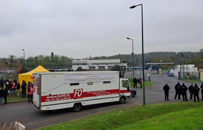 Huelgas de autobuses en Cergy-Pontoise: el movimiento continúa, ningún autobús debería circular este martes