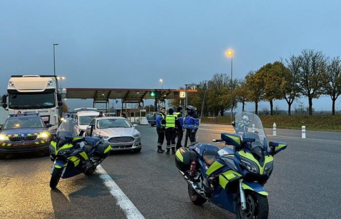 Los gendarmes montaron un sistema a gran escala el 11 de noviembre.