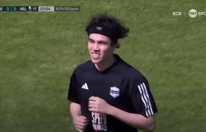 un streamer fue titular en un partido de la D1 argentina… y sustituido al minuto