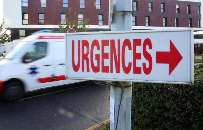 Por falta de espacio en urgencias, un hombre es atendido en el garaje de un hospital de Alto Marne