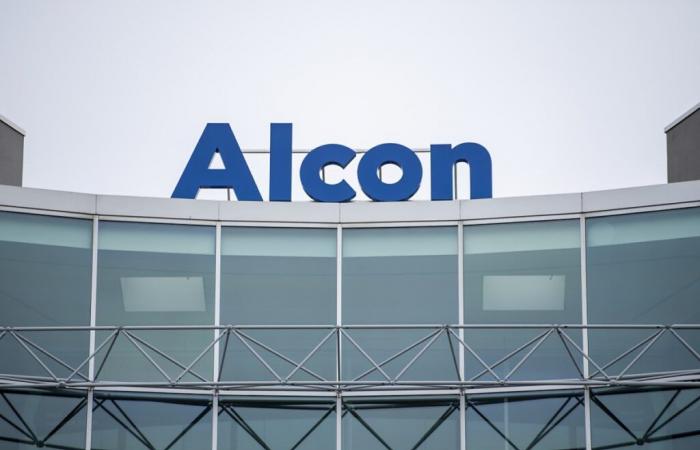 Alcon aumenta sus ingresos en el tercer trimestre, menos de lo esperado