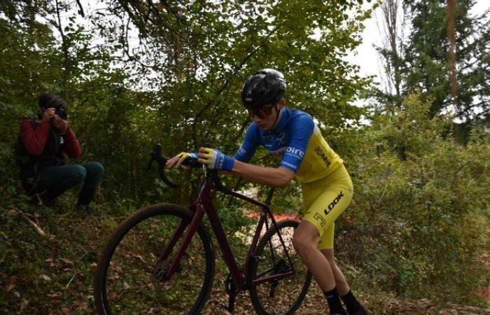 El ciclocross de Belmont-de-la-Loire todavía atrae a mucha gente