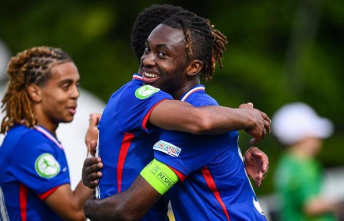 El centrocampista del Stade de Reims Valentin Atangana fue convocado por primera vez para el equipo France Espoirs