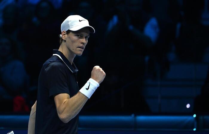 Finales ATP: Sinner vence a Fritz en dos sets y ve la semifinal – ATP Finals