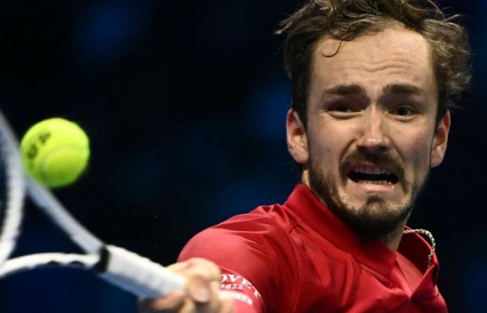 Finales ATP: Daniil Medvedev se recupera ante De Miñaur en el grupo de Ilie Nastase