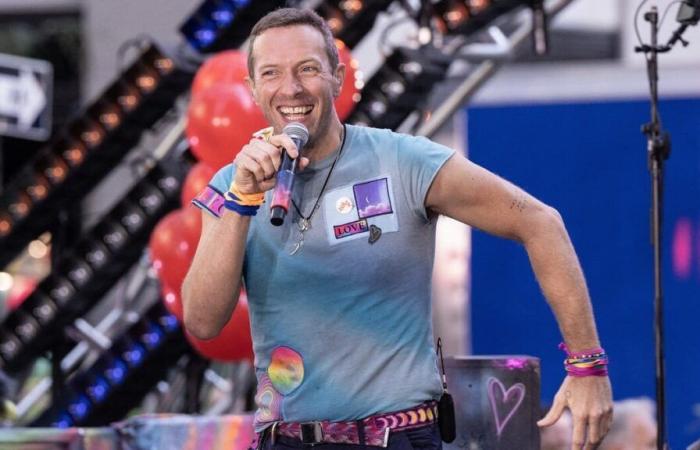 Descubre el extraño ritual del cantante de Coldplay