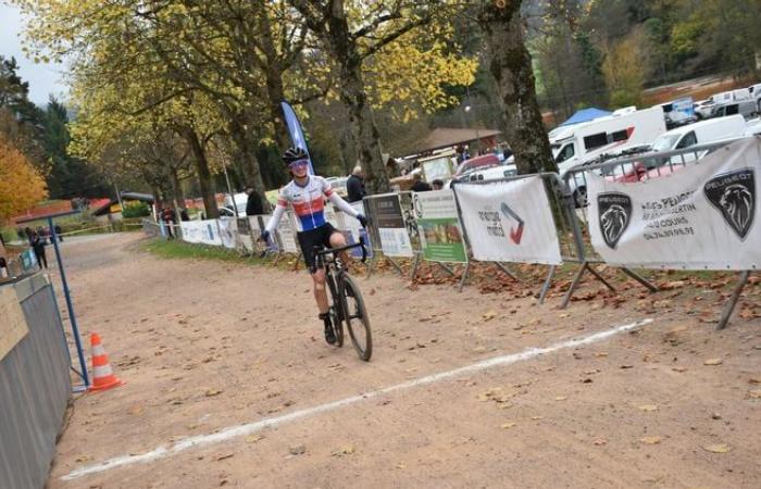 El ciclocross de Belmont-de-la-Loire todavía atrae a mucha gente