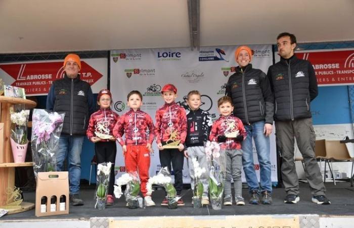 El ciclocross de Belmont-de-la-Loire todavía atrae a mucha gente