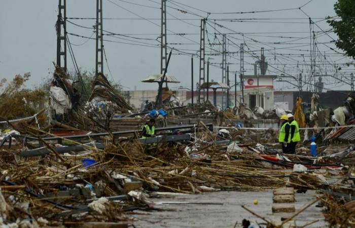 Dos semanas después de las mortíferas inundaciones, el mal tiempo azota el este y el sur del país (vídeos)