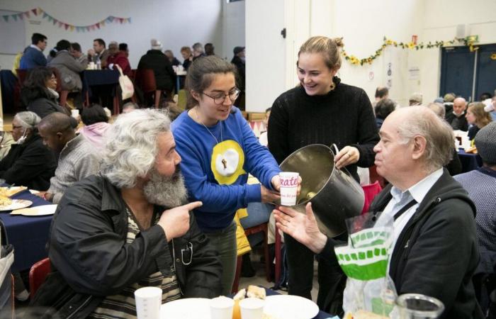 Los católicos, campeones del voluntariado en Francia